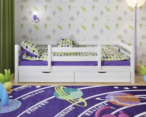 Детская кровать из массива березы Соня-5 (Белый/Лак) в Березниках - berezniki.mebel-74.com | фото